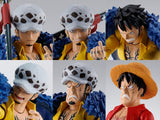One Piece S.H.Figuarts: Trafalgar Law (The Raid on Onigashima)