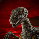 Transformers War for Cybertron: Kingdom Voyager Dinobot