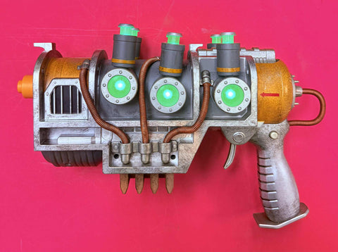 Chronicle Collectibles Fallout: Plasma Pistol Replica