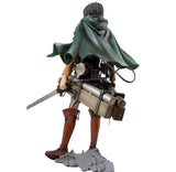 Attack on Titan Master Stars Piece: Levi & Vertical Maneuvering Equipment